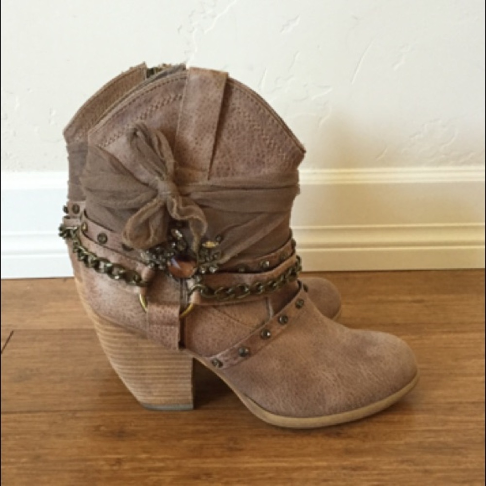 Not rated boot